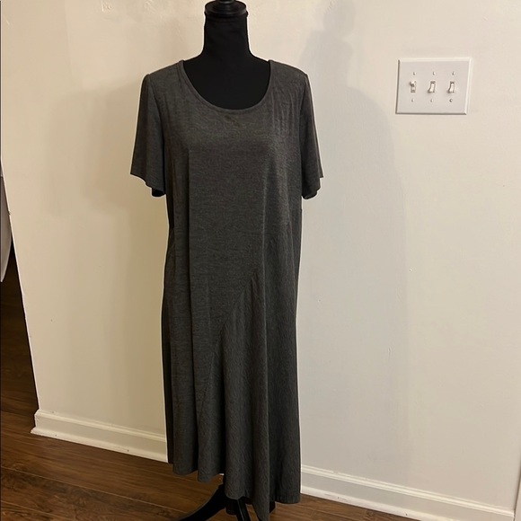 Bundle of 2 Lane Bryant Blue and White & Gray Asymmetrical High-Low Sundresses - Picture 6 of 10